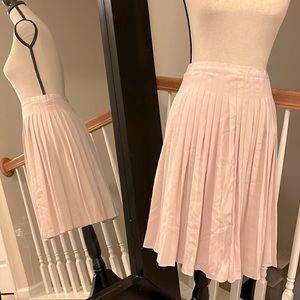 Ann Taylor | pink pleated skirt